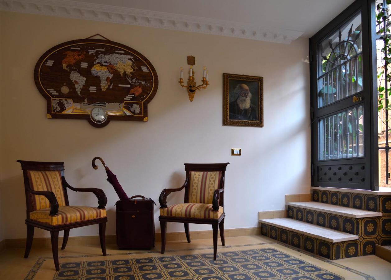 Regal House Roma Capucci 6 Hotell Exteriör bild