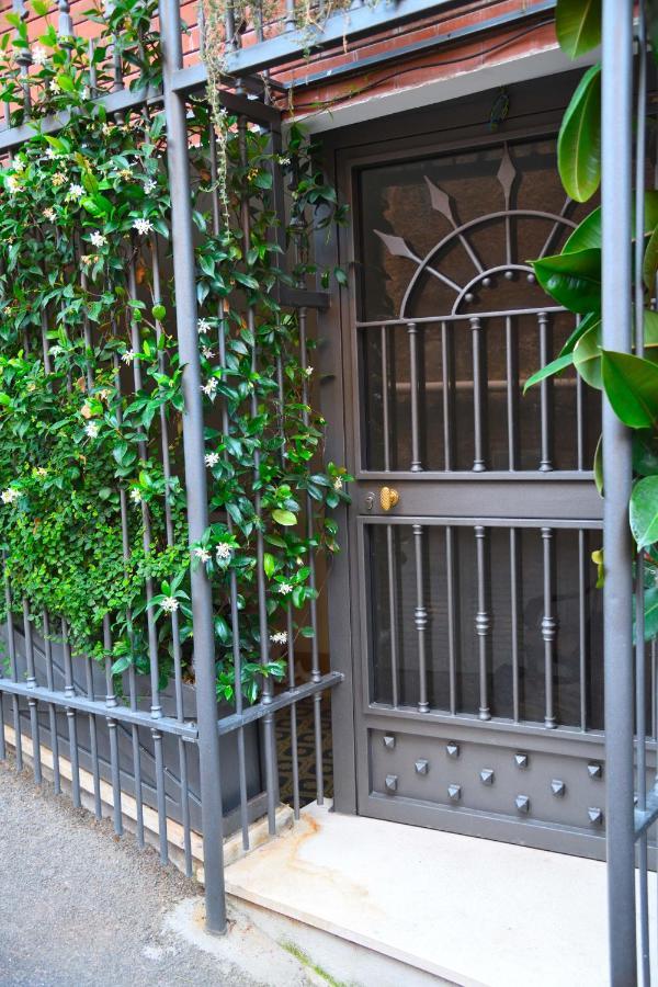 Regal House Roma Capucci 6 Hotell Exteriör bild